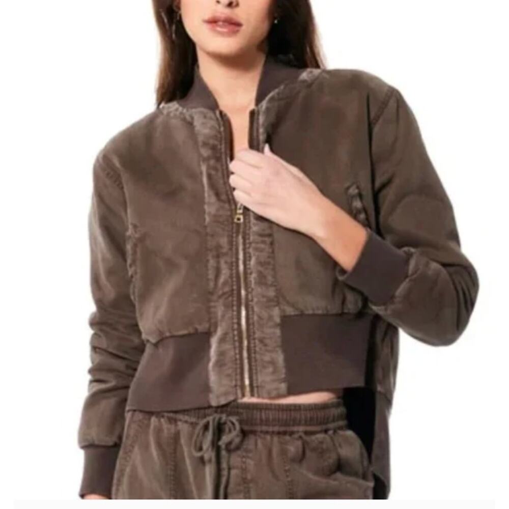 Young Fabulous & Broke Reversible Quilted Olive Green Bomber Jacket Small NEW